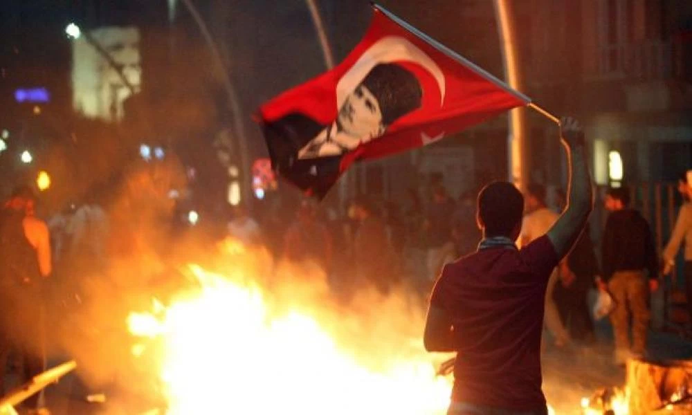Νέο σενάριο αποσταθεροποίησης! Καραγκιούλ: Έως το 2023 η τουρκική αντιπολίτευση θα προκαλέσει εμφύλια διαμάχη-Στο στόχαστρο ο Ιμάμογλου